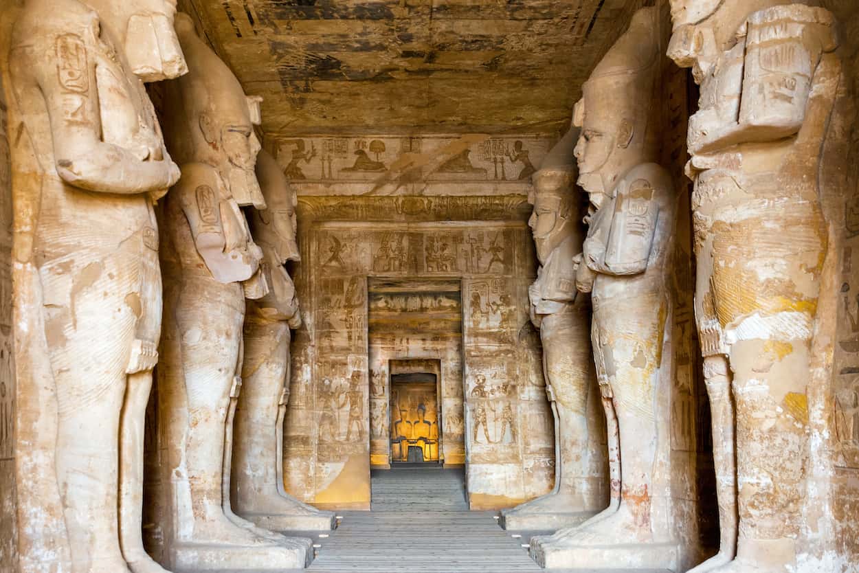 Tempel Ramses II in Abu Simbel - Blick ins Allerheiligste, wo das Gottesbild stand.
