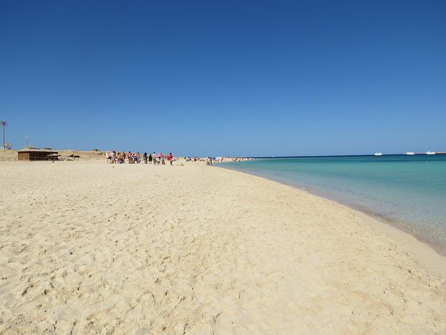 weißer Strand am Roten Meer